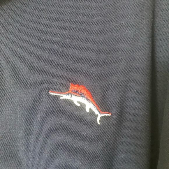 Never worn shirt - Picture 2 of 3